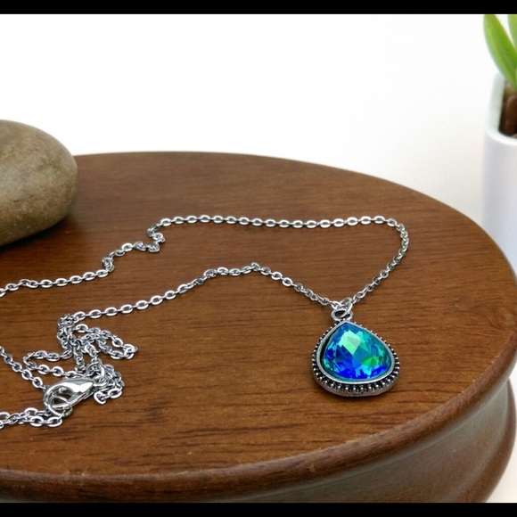 Turquoise pendant necklace - Picture 3 of 5